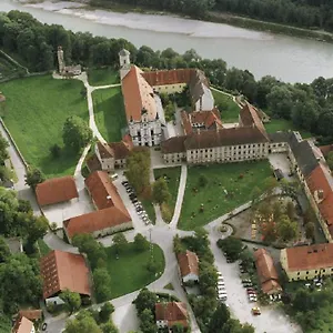 **** Hotel Klostergasthof Raitenhaslach Germany